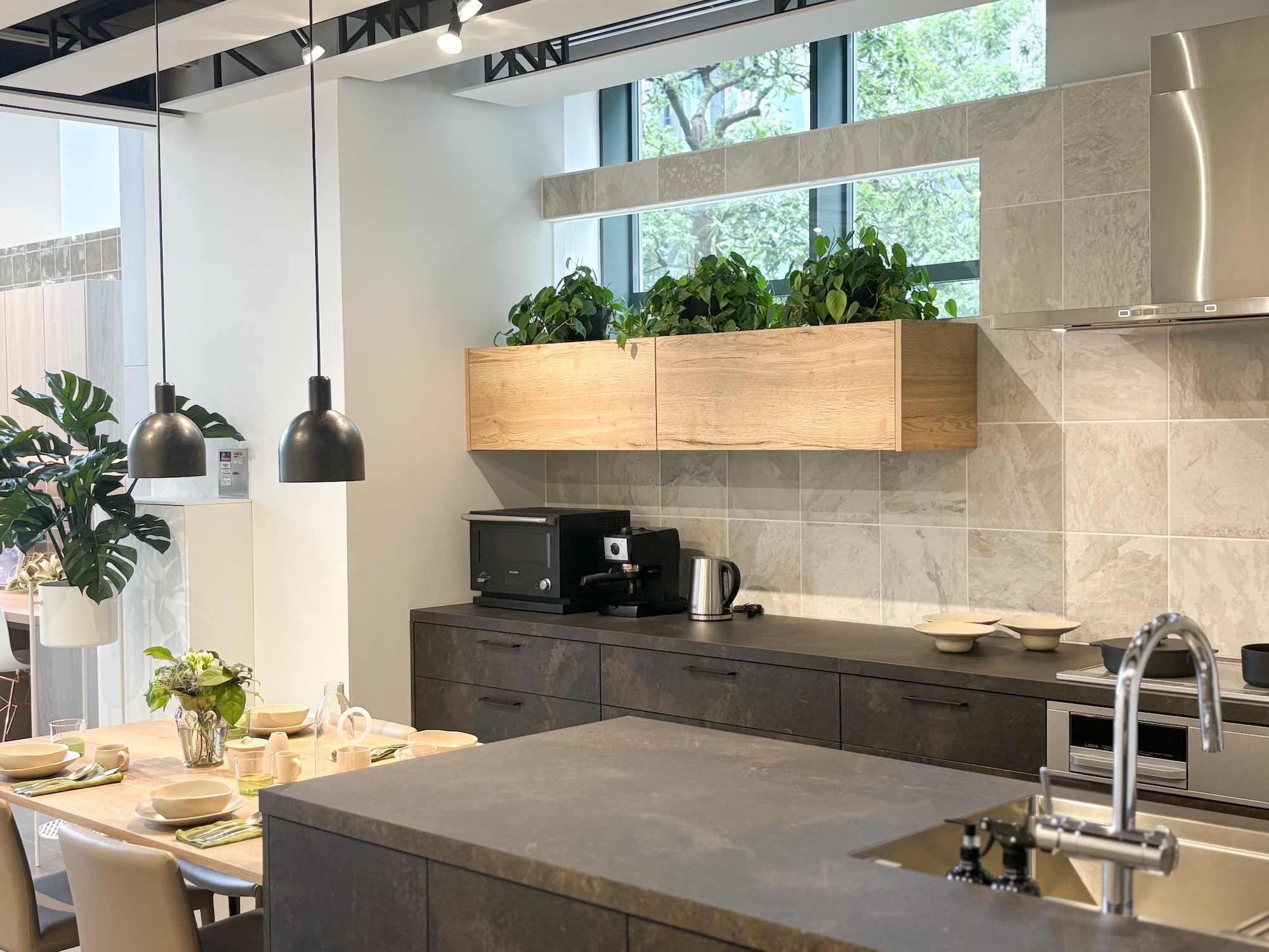 家具のように美しいキッチンブランド「GRAFTEKT」のショールームに行ってきました！ | nice and warm