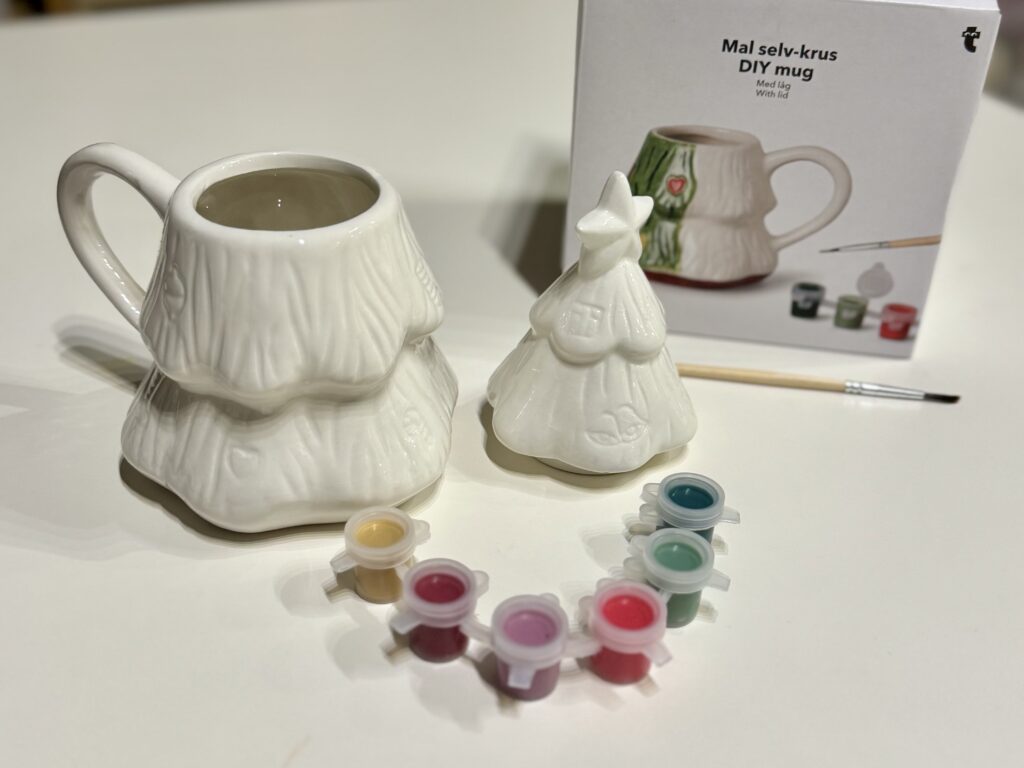 フライングタイガーのクリスマスDIYマグ