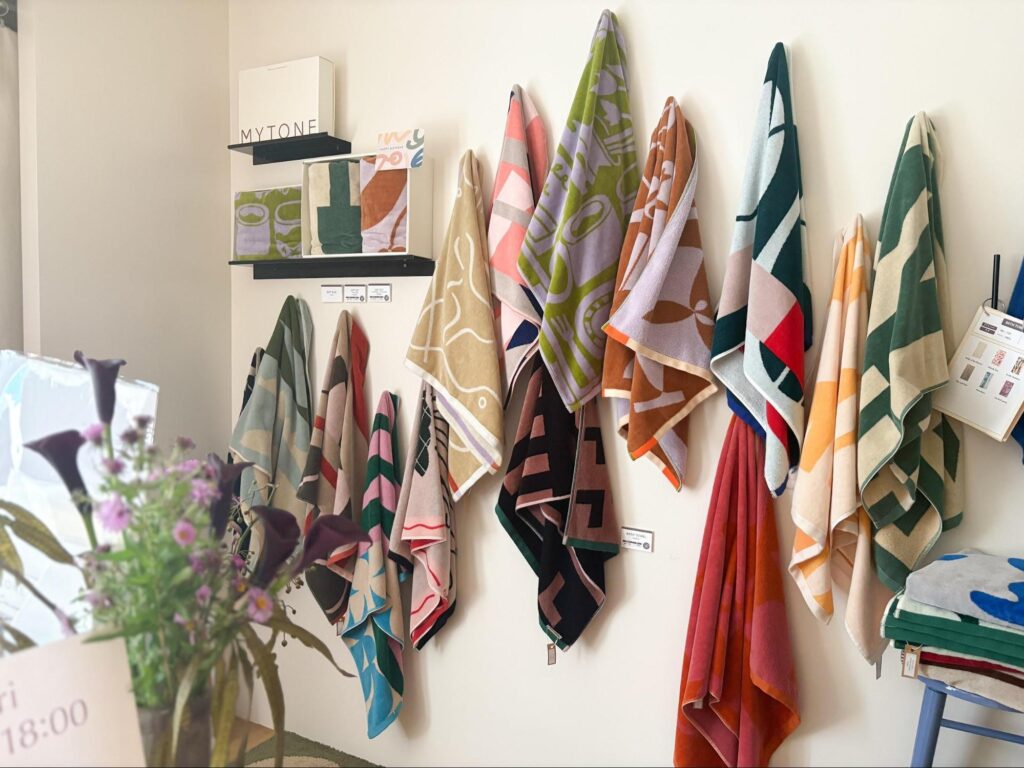 MYTONEのタオルブランケット