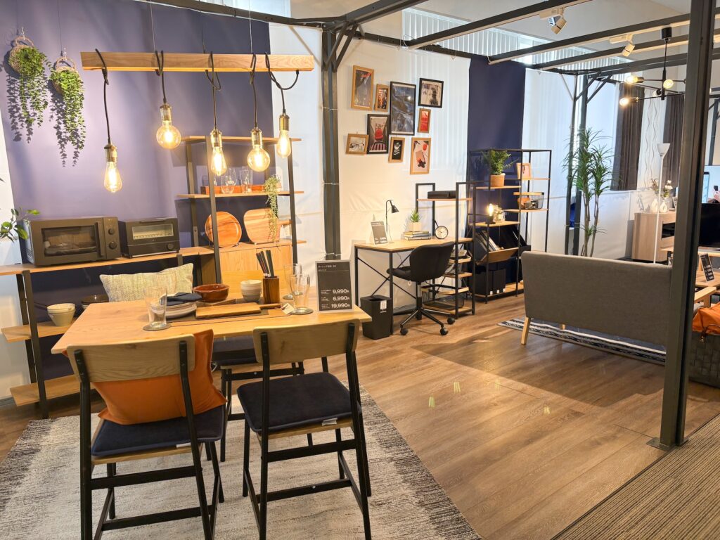 2026年春夏、ニトリの新商品展示会の様子