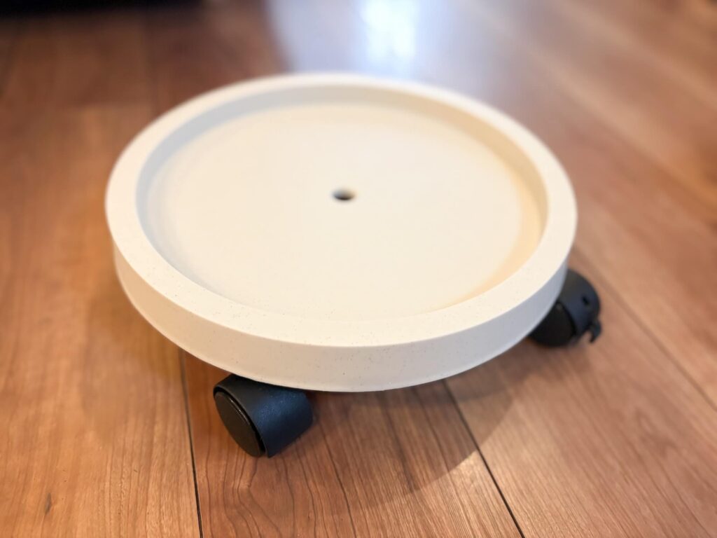 観葉植物と一緒に揃えたいアイテム8選。amabro（アマブロ）「PLANTS TRAY」