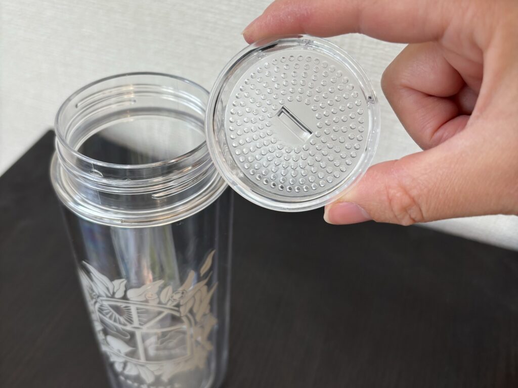 急須無しで茶葉から淹れるティータイム。aardvark TEAの急須ボトル