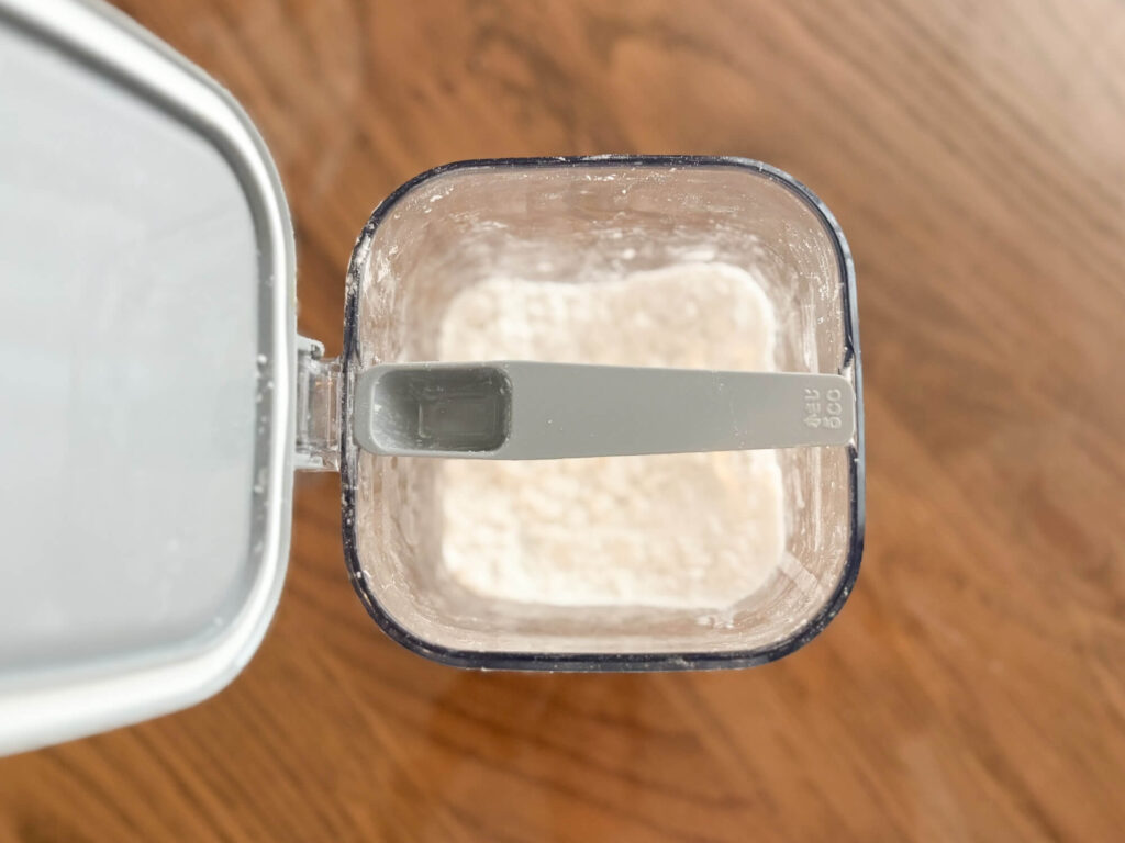 プラスチック収納「RISU」。粉もの収納に悩んでいる方必見「LIBERALISTA（リベラリスタ）ラック」