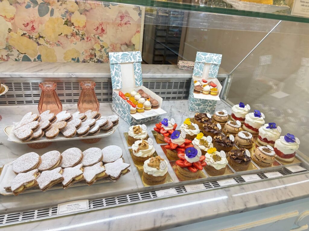 美しいケーキとサクサクのサブレ。忘れられない”あの味”を求めてパリのパティスリー「Bontemps（ボントン）」を再訪